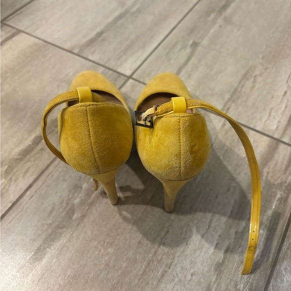 Aldo Mustard Suede High Heels - 8.5 size - Picture 3 of 6